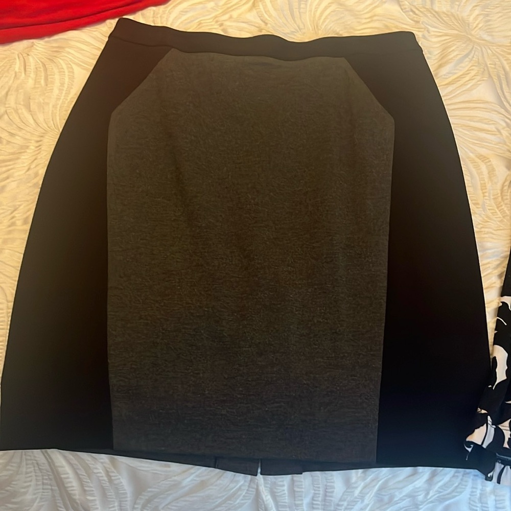 Loft knit skirt black and grey, size 10